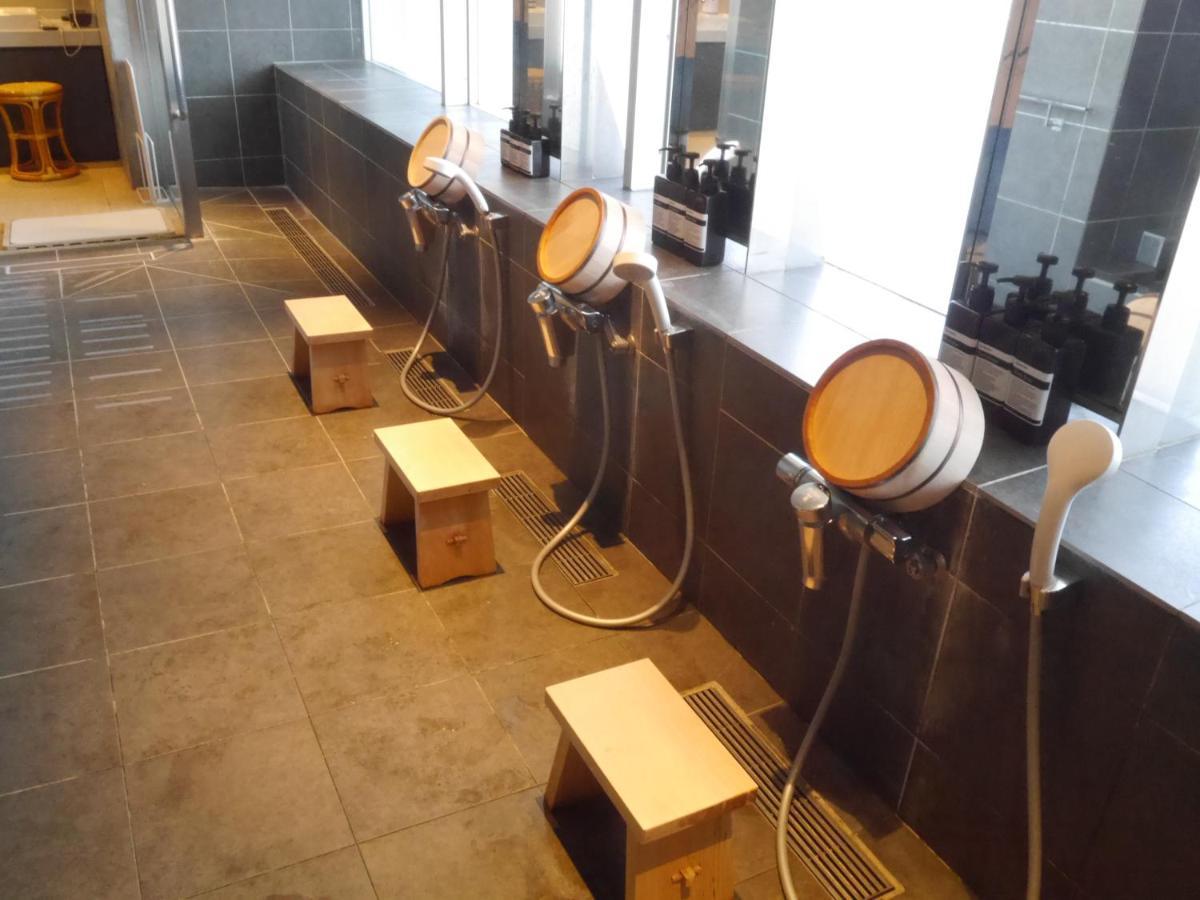 Hearts Capsule Hotel & Spa Hakata Fukuoka  Kültér fotó