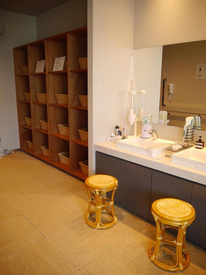 Hearts Capsule Hotel & Spa Hakata Fukuoka  Kültér fotó